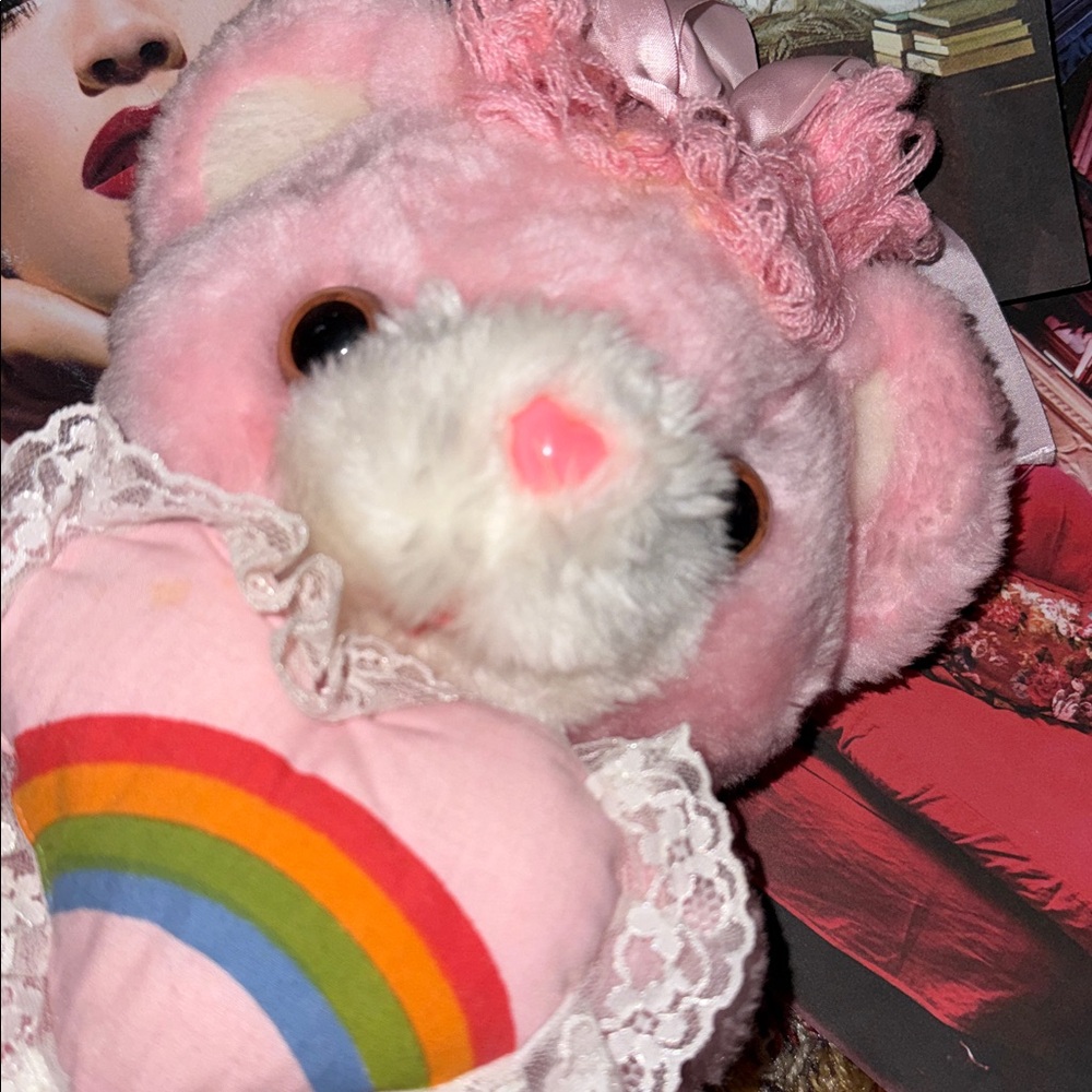 🫦🧸🫦• 🌈 Rainbows & Ribbons x 1983 Vibes 🌈 • 🧸🫦🧸